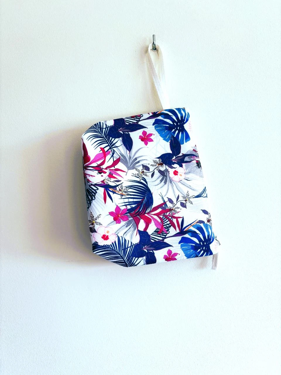 Waterproof beach bag + cooler bag – tropical print – zipper – single compartment – photo 4